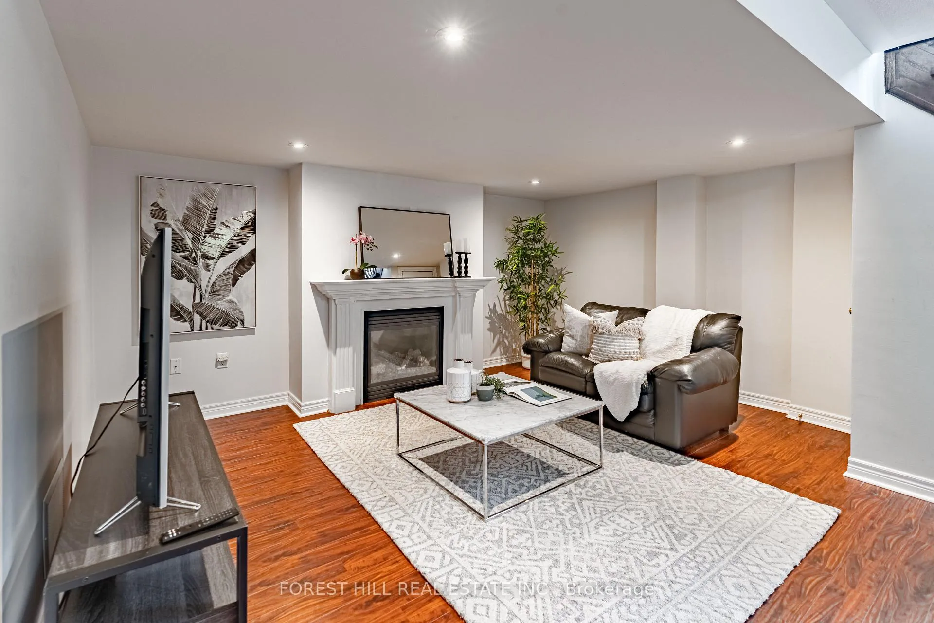 Photo 21 of Unit 23, 2019 Trawden Way, Oakville, Bronte Creek — HOMEH