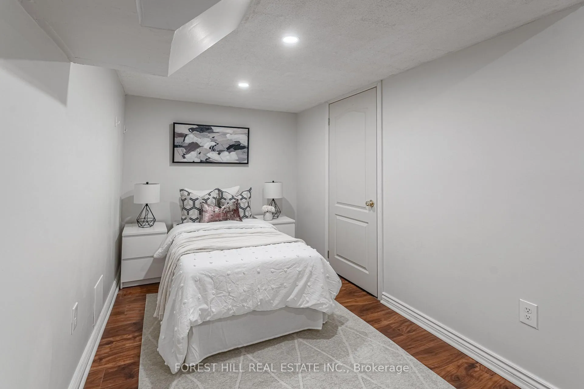 Photo 23 of Unit 23, 2019 Trawden Way, Oakville, Bronte Creek — HOMEH
