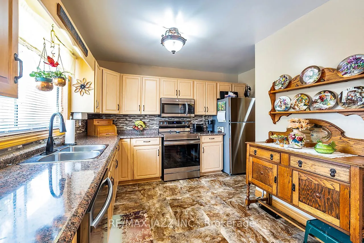 Photo 11 of 17 Huron Drive, Brighton — HOMEH