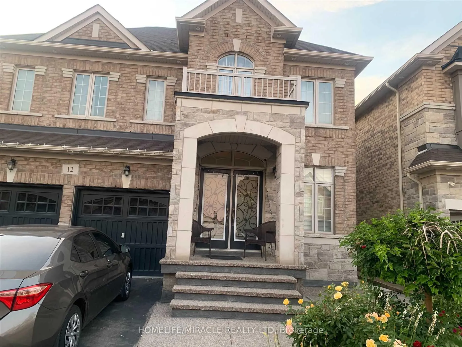 Photo 2 of 12 Bilby Street, Brampton, Northwest Brampton — HOMEH