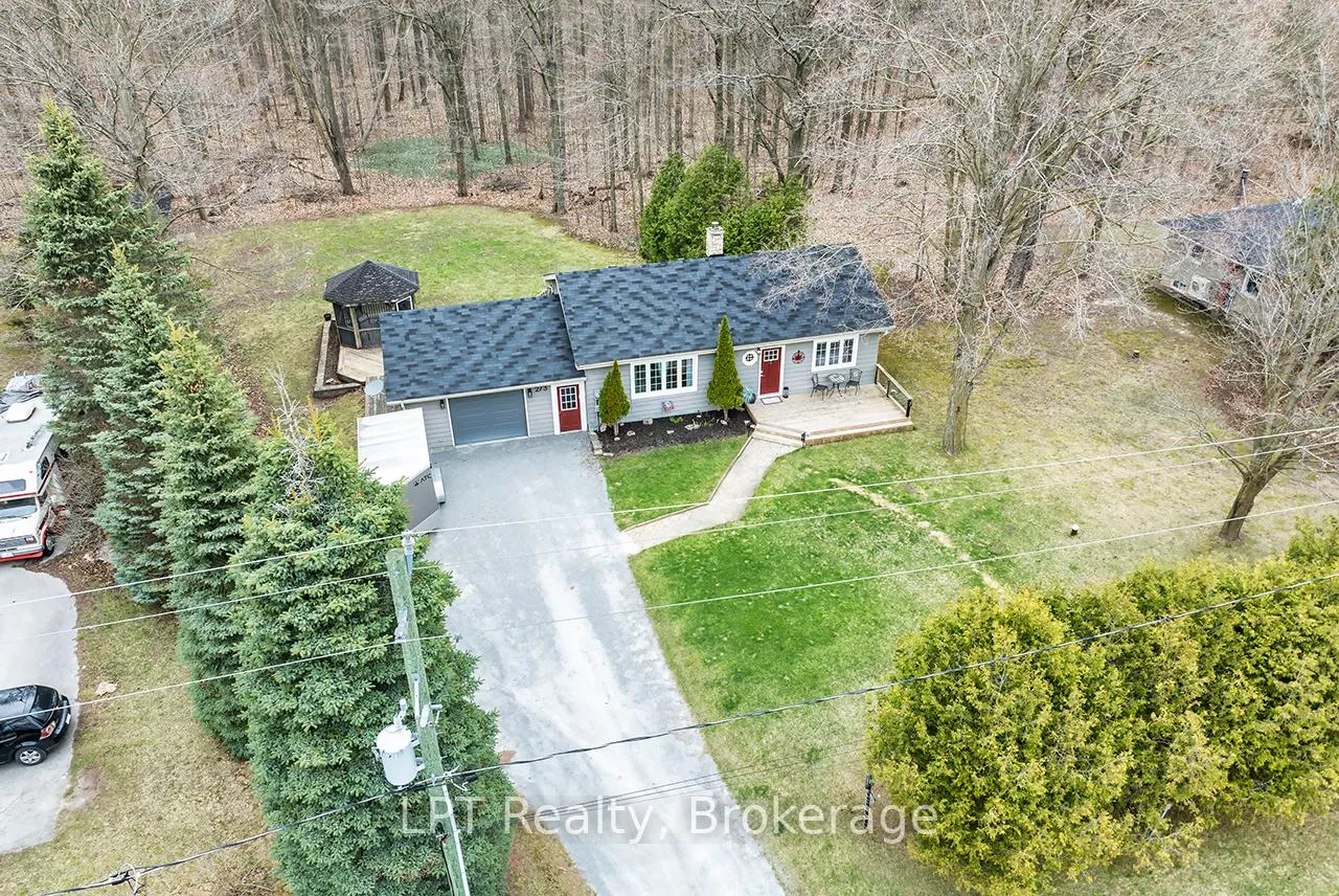Photo 3 of 273 Reach Street, Uxbridge, Rural Uxbridge — HOMEH