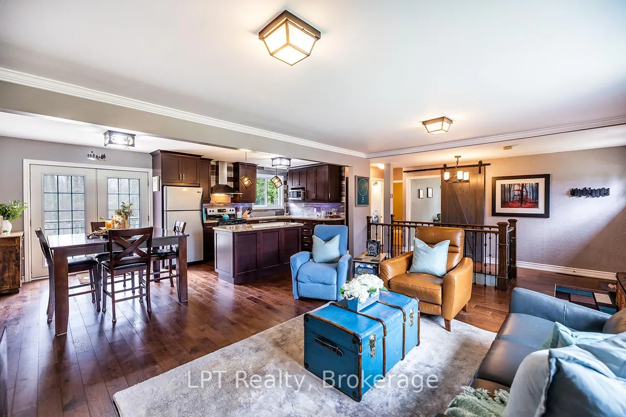 Photo 5 of 273 Reach Street, Uxbridge, Rural Uxbridge — HOMEH