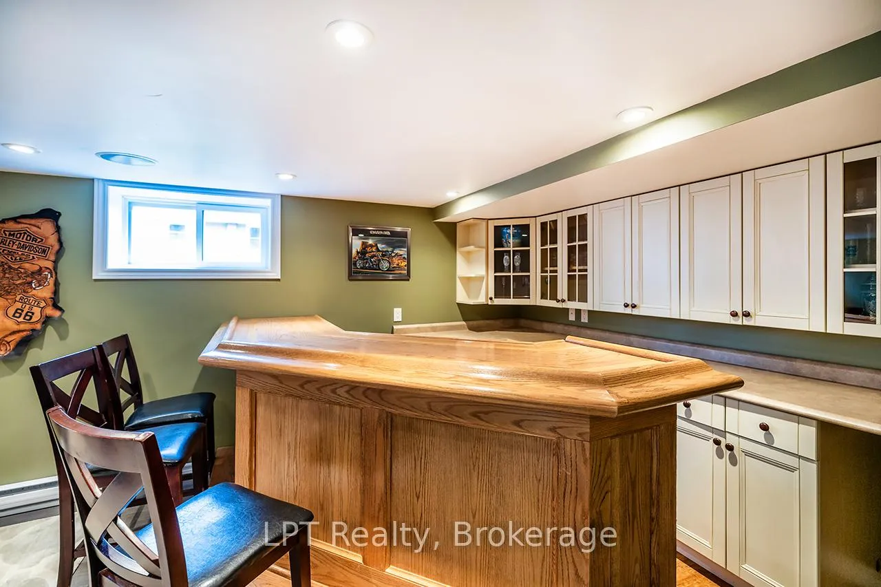 Photo 13 of 273 Reach Street, Uxbridge, Rural Uxbridge — HOMEH