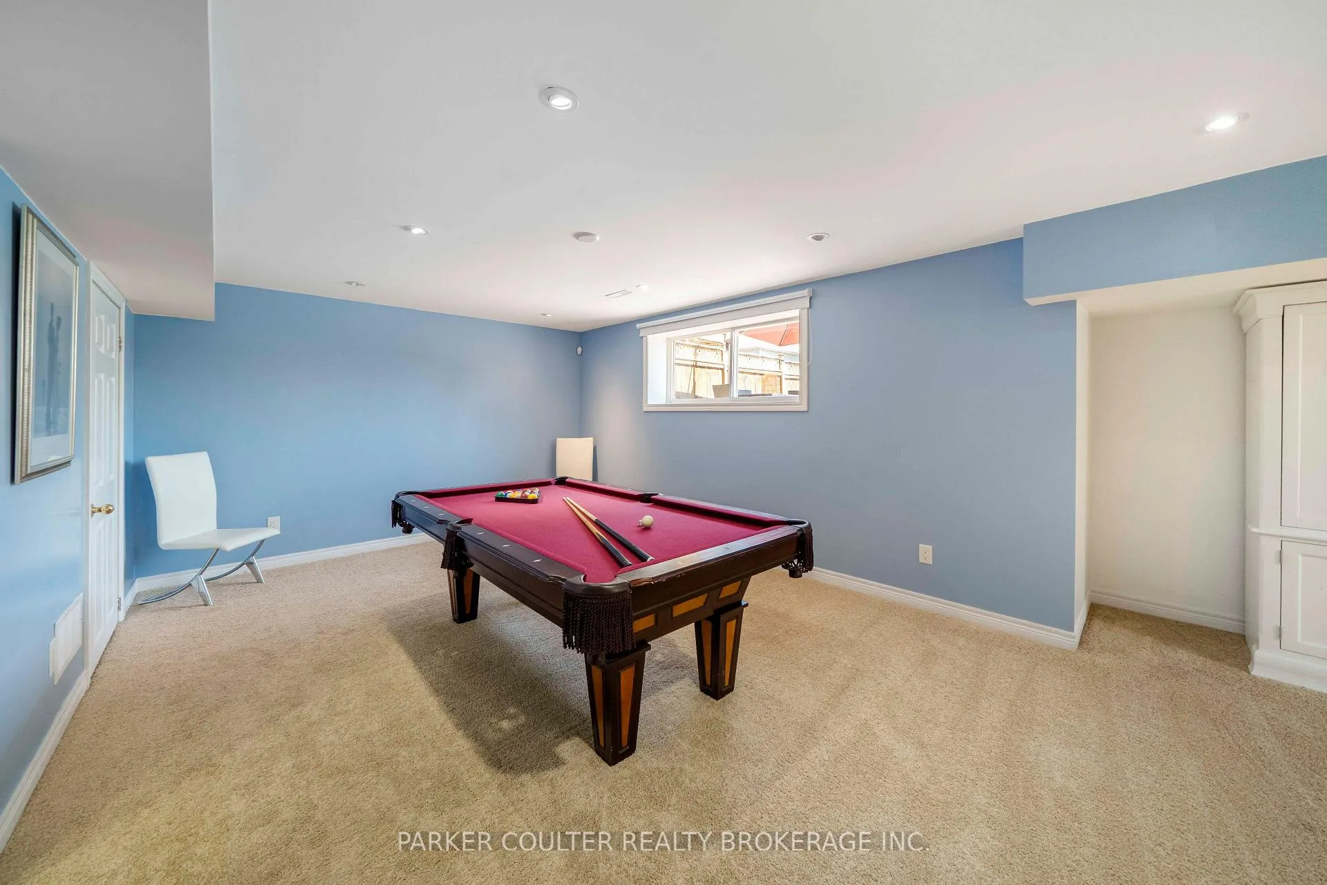 Photo 32 of 1 Windsor Crescent, Barrie, Innis-Shore — HOMEH