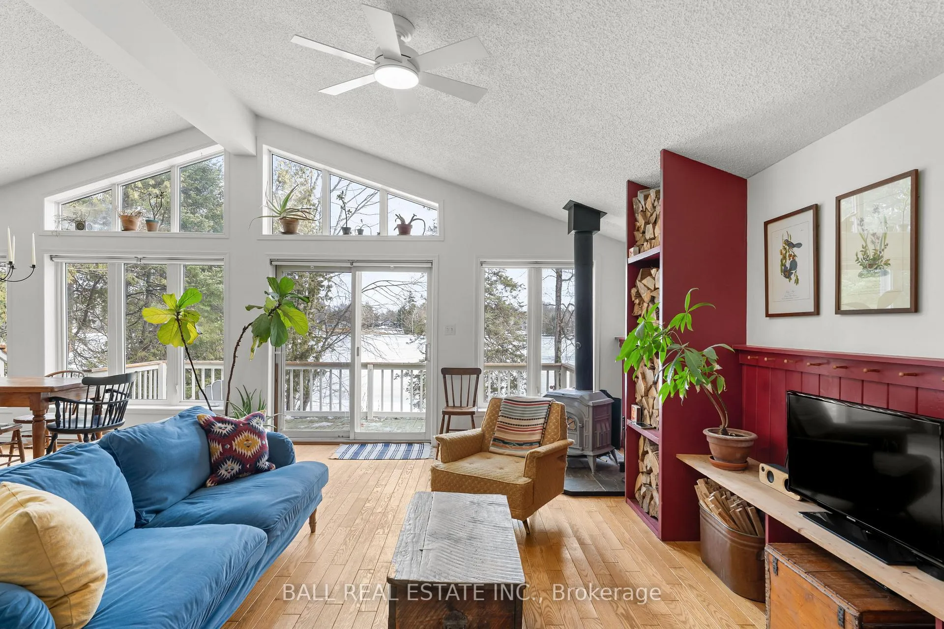 Photo 10 of 26 Cedar Court, Trent Lakes — HOMEH
