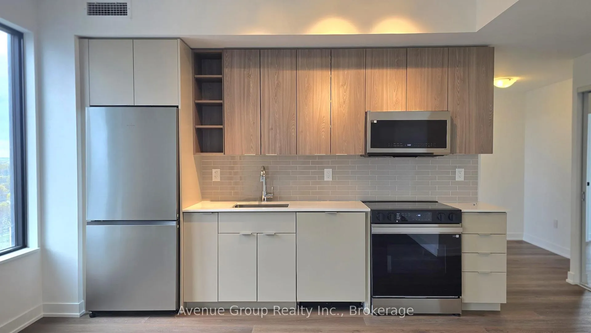Photo 9 of Unit 1502, 2075 Lakeshore Road, Burlington, Brant — HOMEH