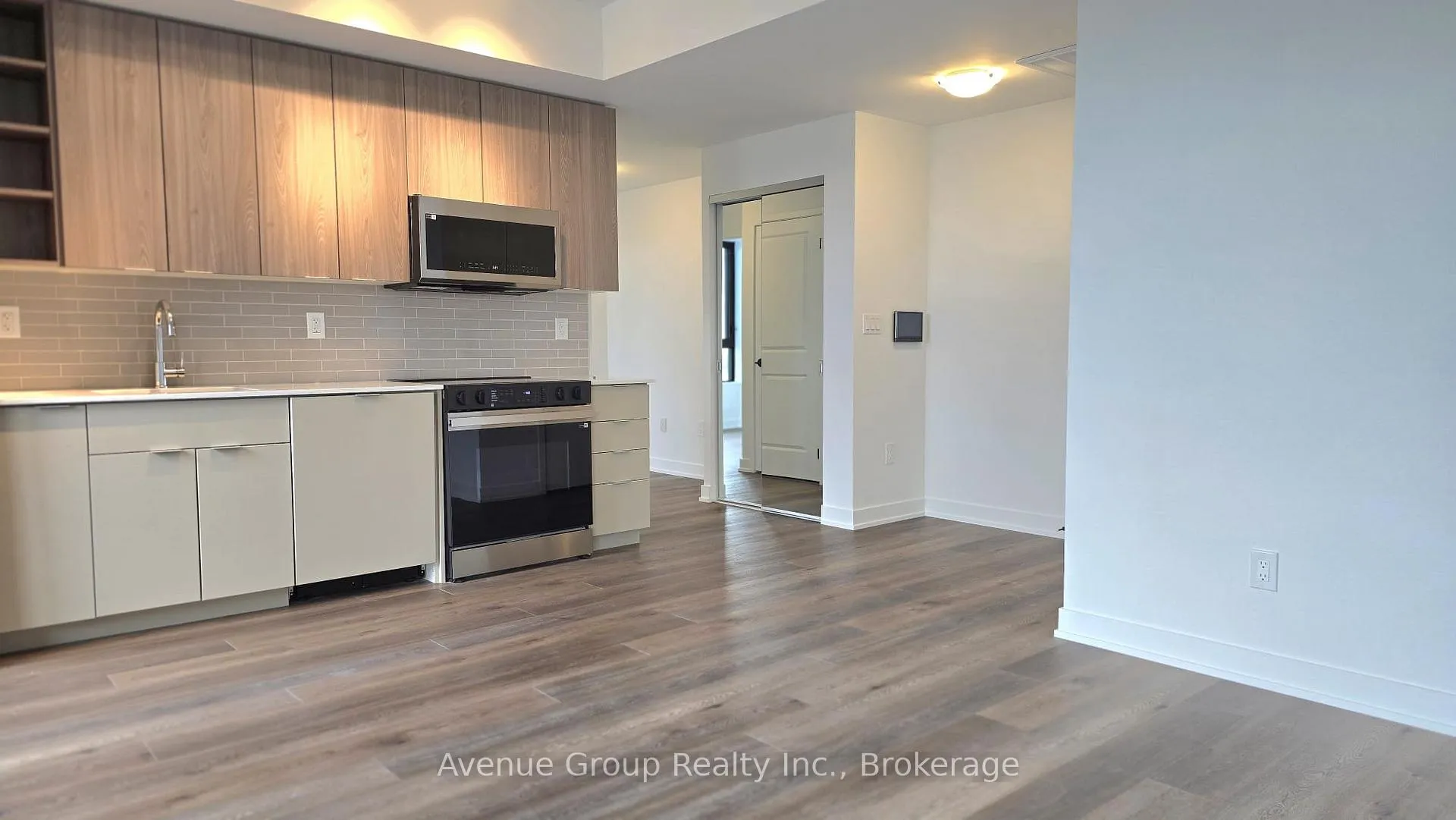 Photo 10 of Unit 1502, 2075 Lakeshore Road, Burlington, Brant — HOMEH