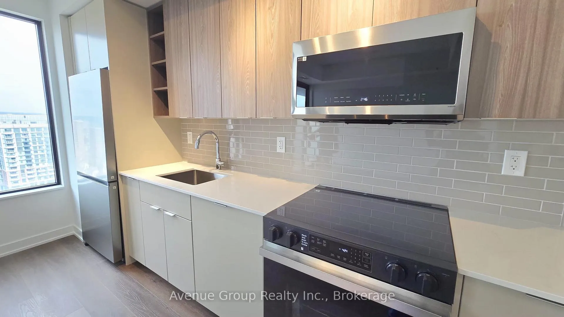 Photo 11 of Unit 1502, 2075 Lakeshore Road, Burlington, Brant — HOMEH