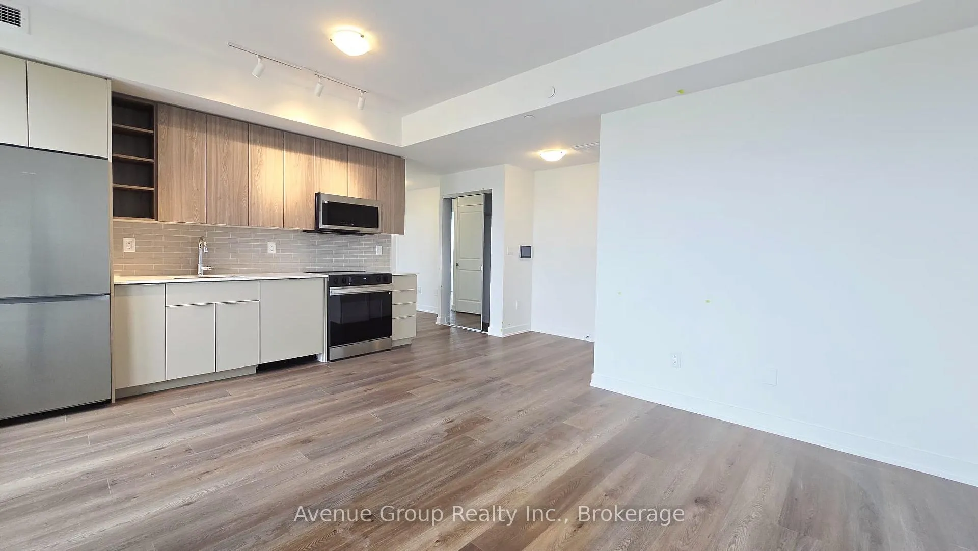 Photo 13 of Unit 1502, 2075 Lakeshore Road, Burlington, Brant — HOMEH