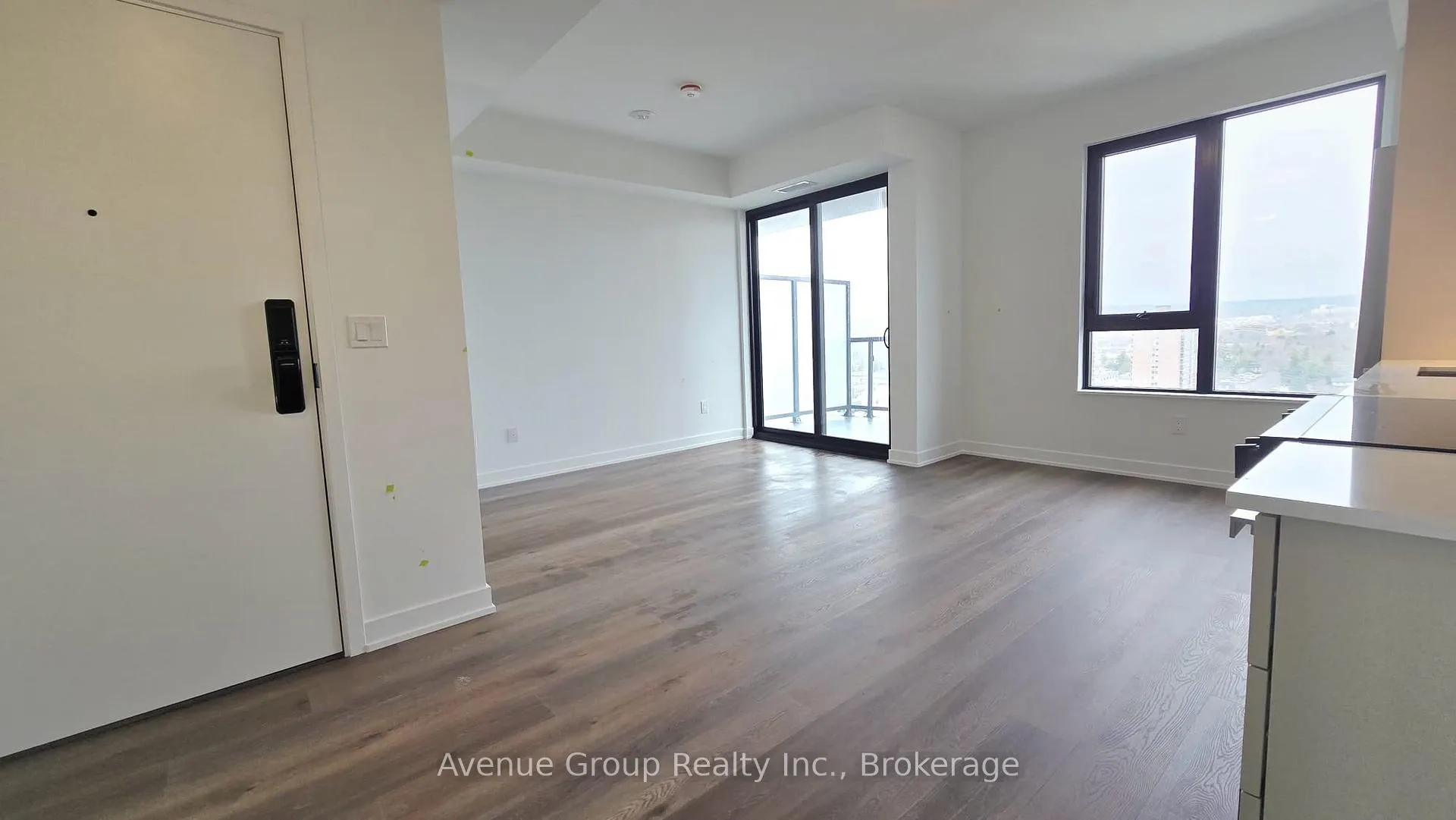 Photo 15 of Unit 1502, 2075 Lakeshore Road, Burlington, Brant — HOMEH