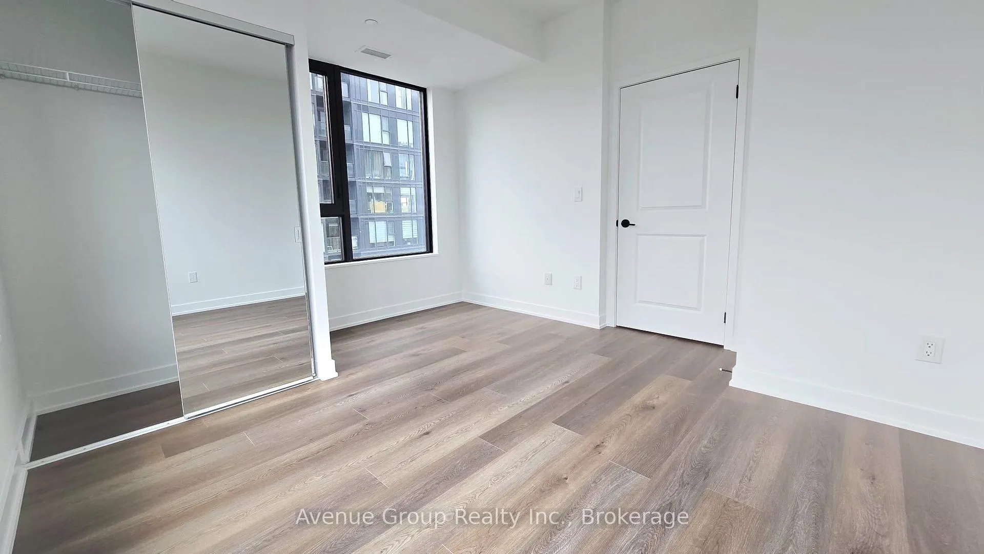 Photo 22 of Unit 1502, 2075 Lakeshore Road, Burlington, Brant — HOMEH