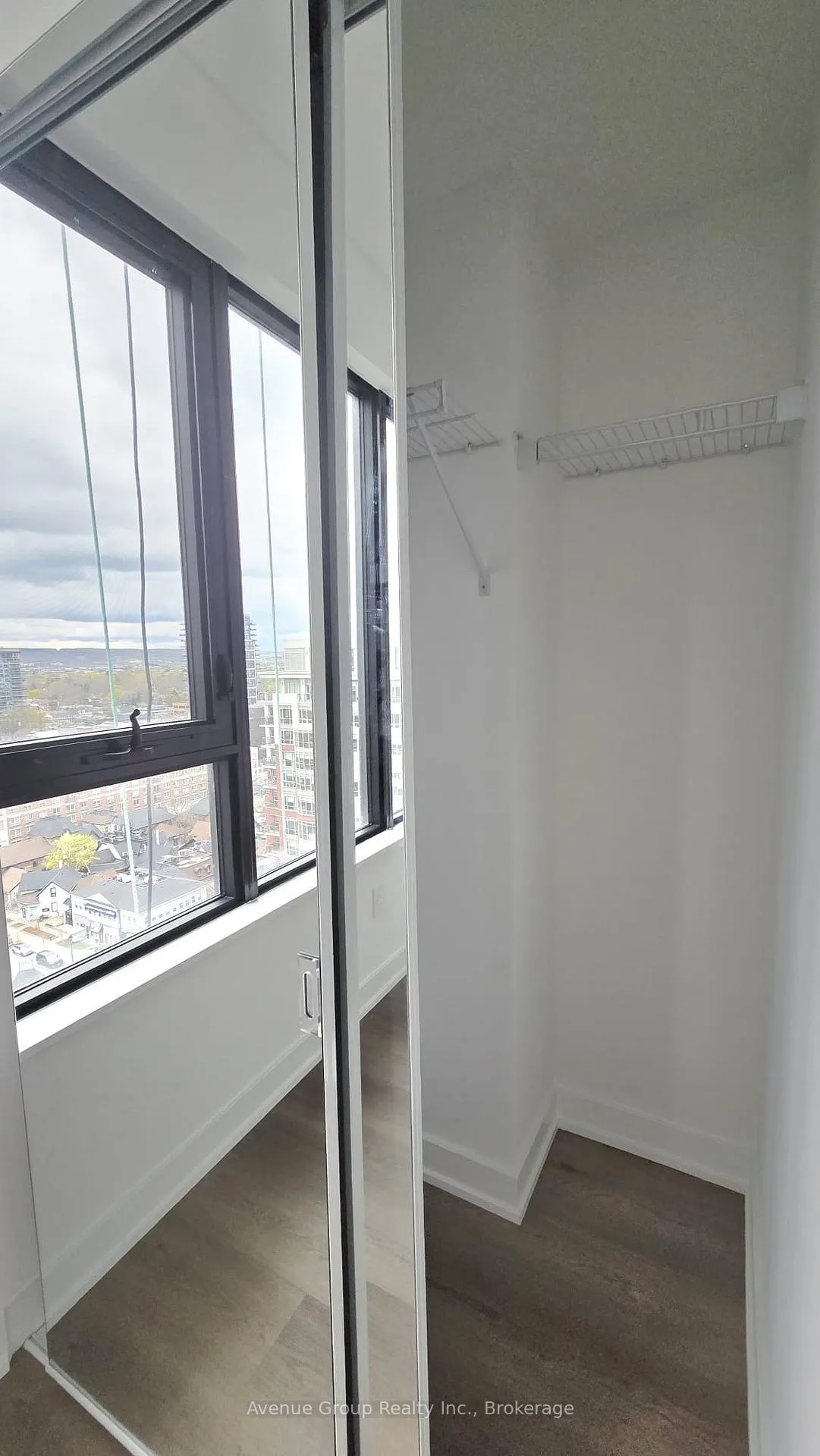 Photo 25 of Unit 1502, 2075 Lakeshore Road, Burlington, Brant — HOMEH