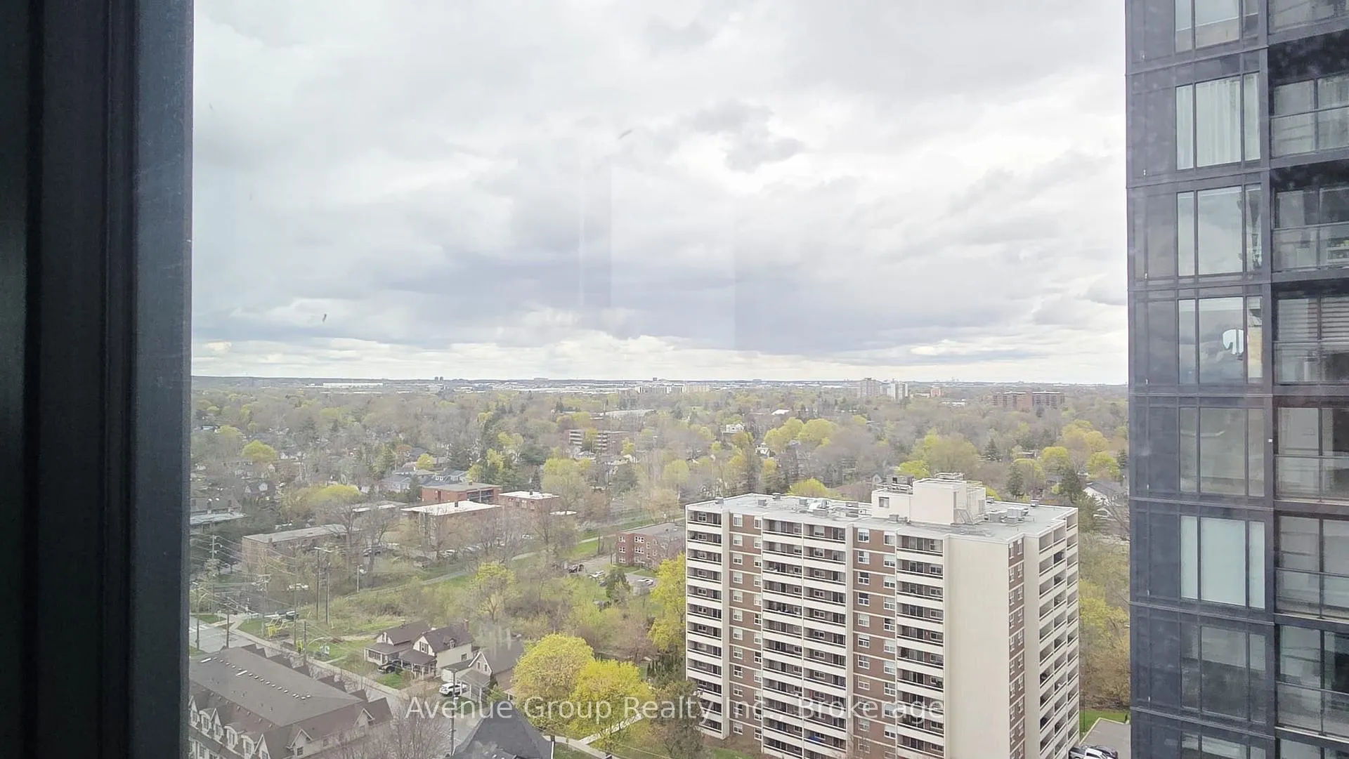 Photo 30 of Unit 1502, 2075 Lakeshore Road, Burlington, Brant — HOMEH