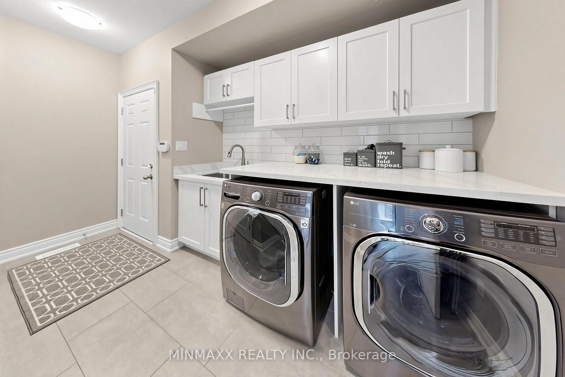 Photo 19 of 406 Ramsey Place, Milton, Ford — HOMEH