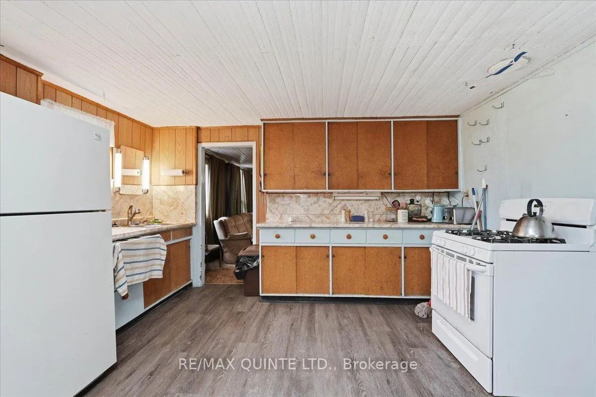 Photo 7 of 115 Gibson Road, Prince Edward County, Ameliasburg Ward — HOMEH