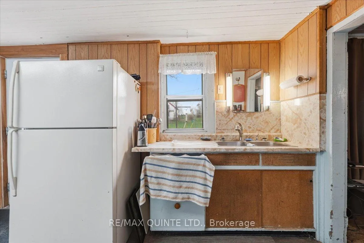Photo 8 of 115 Gibson Road, Prince Edward County, Ameliasburg Ward — HOMEH