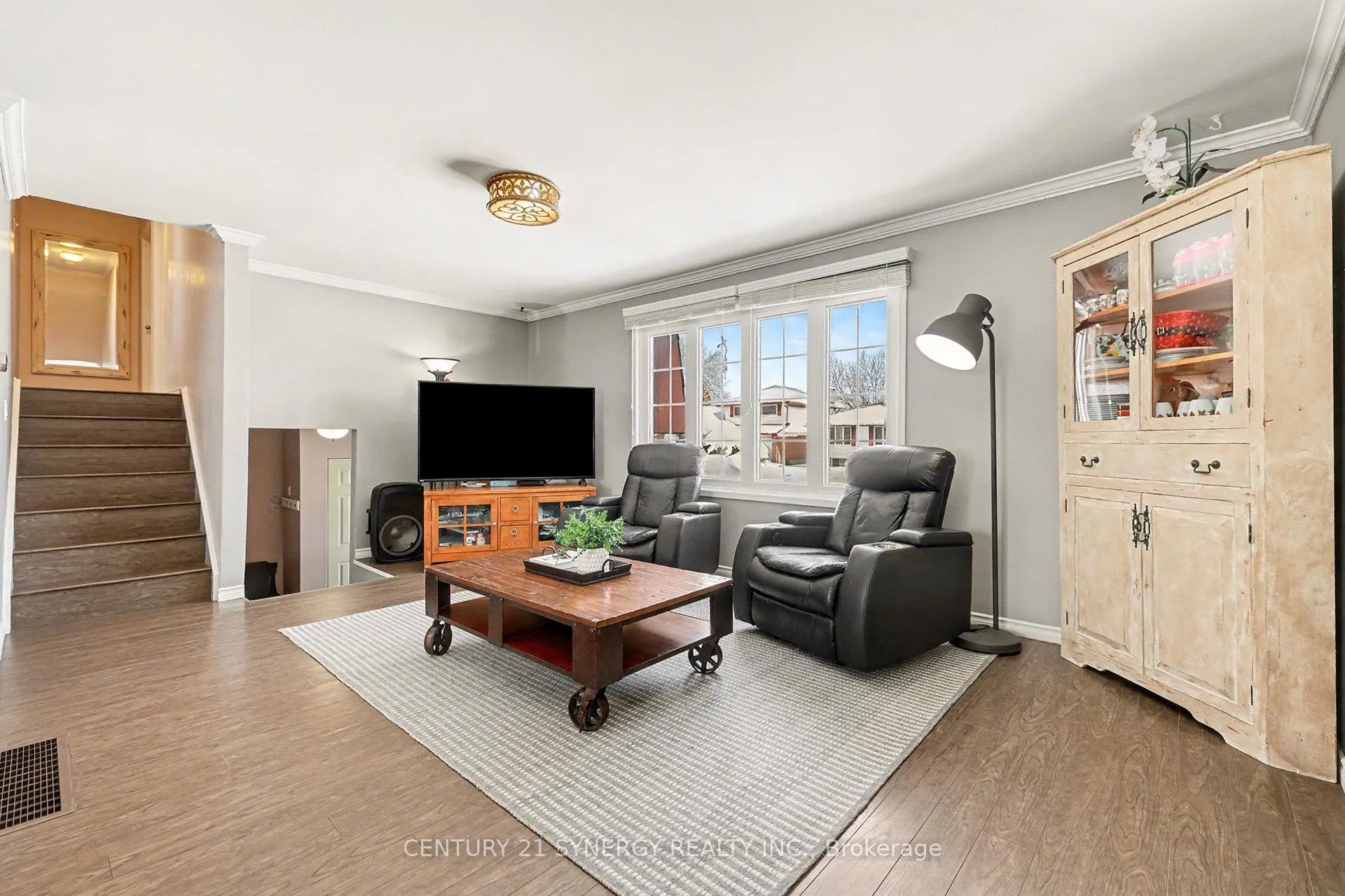 Photo 7 of 1350 Linden Crescent, Brockville — HOMEH