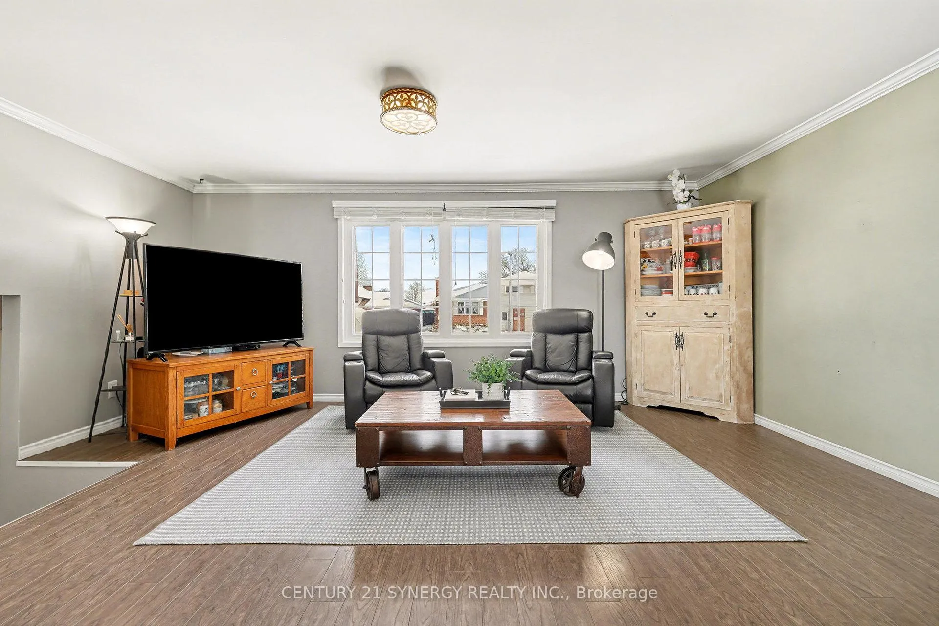 Photo 8 of 1350 Linden Crescent, Brockville — HOMEH