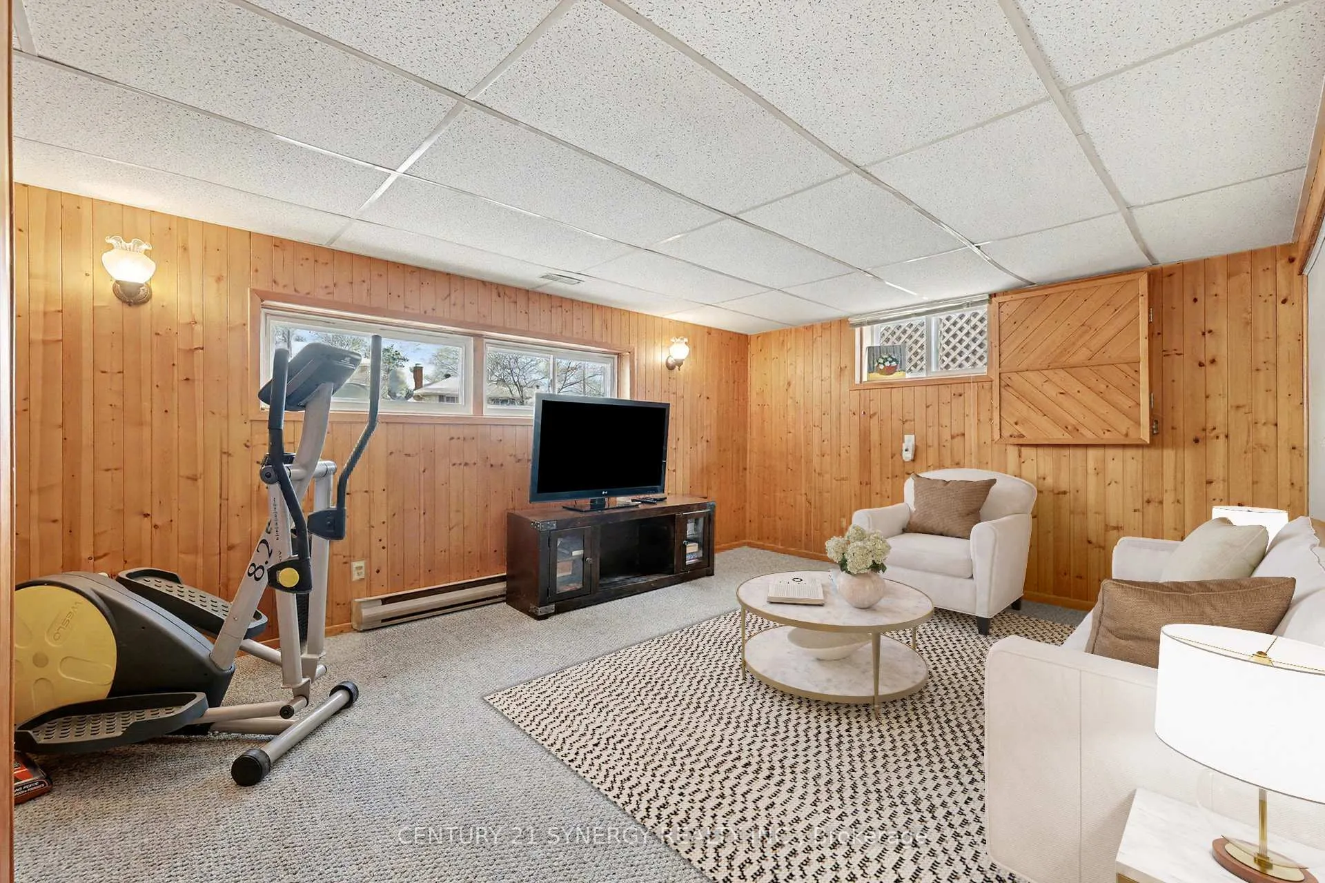 Photo 25 of 1350 Linden Crescent, Brockville — HOMEH