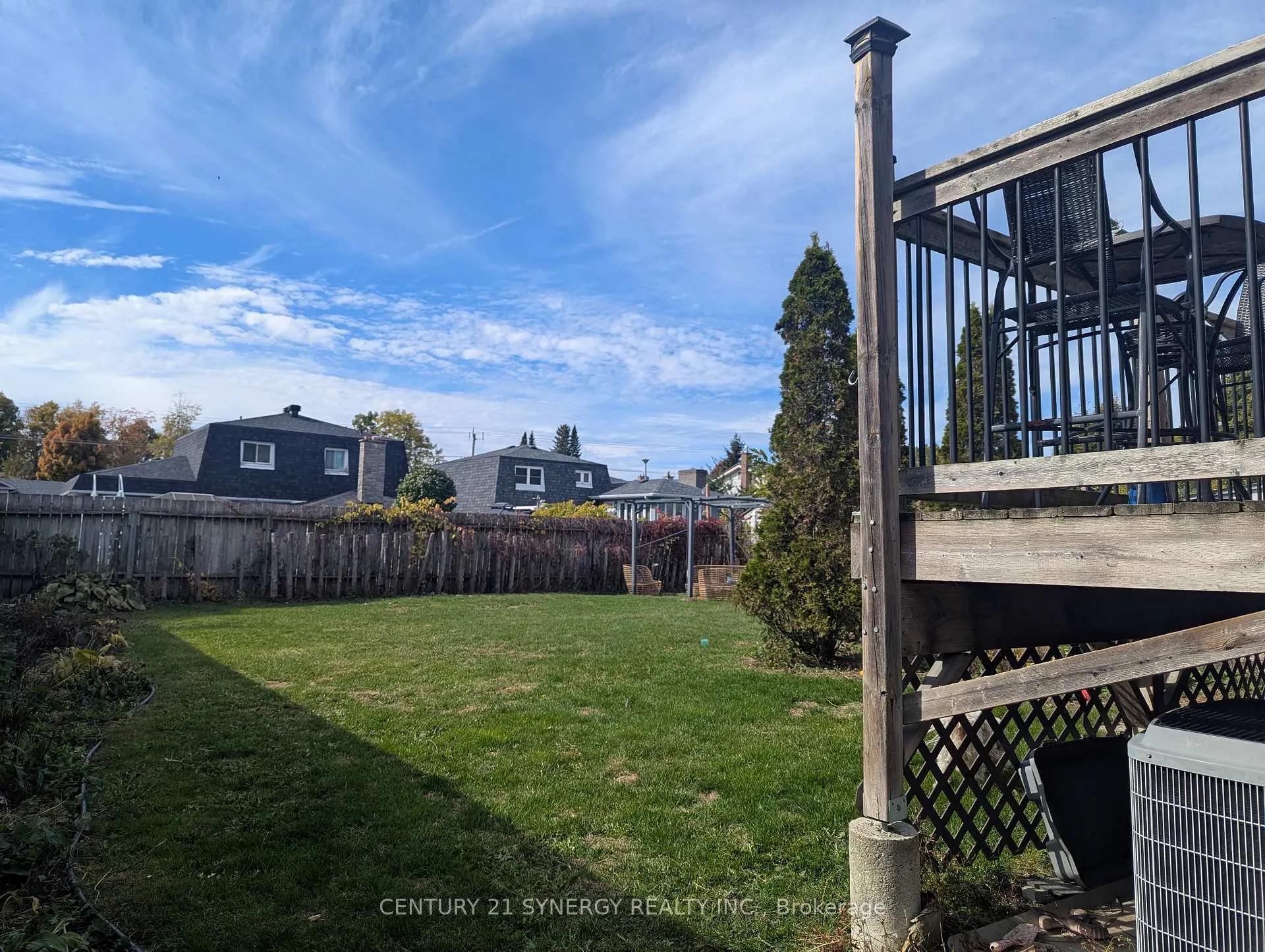 Photo 38 of 1350 Linden Crescent, Brockville — HOMEH