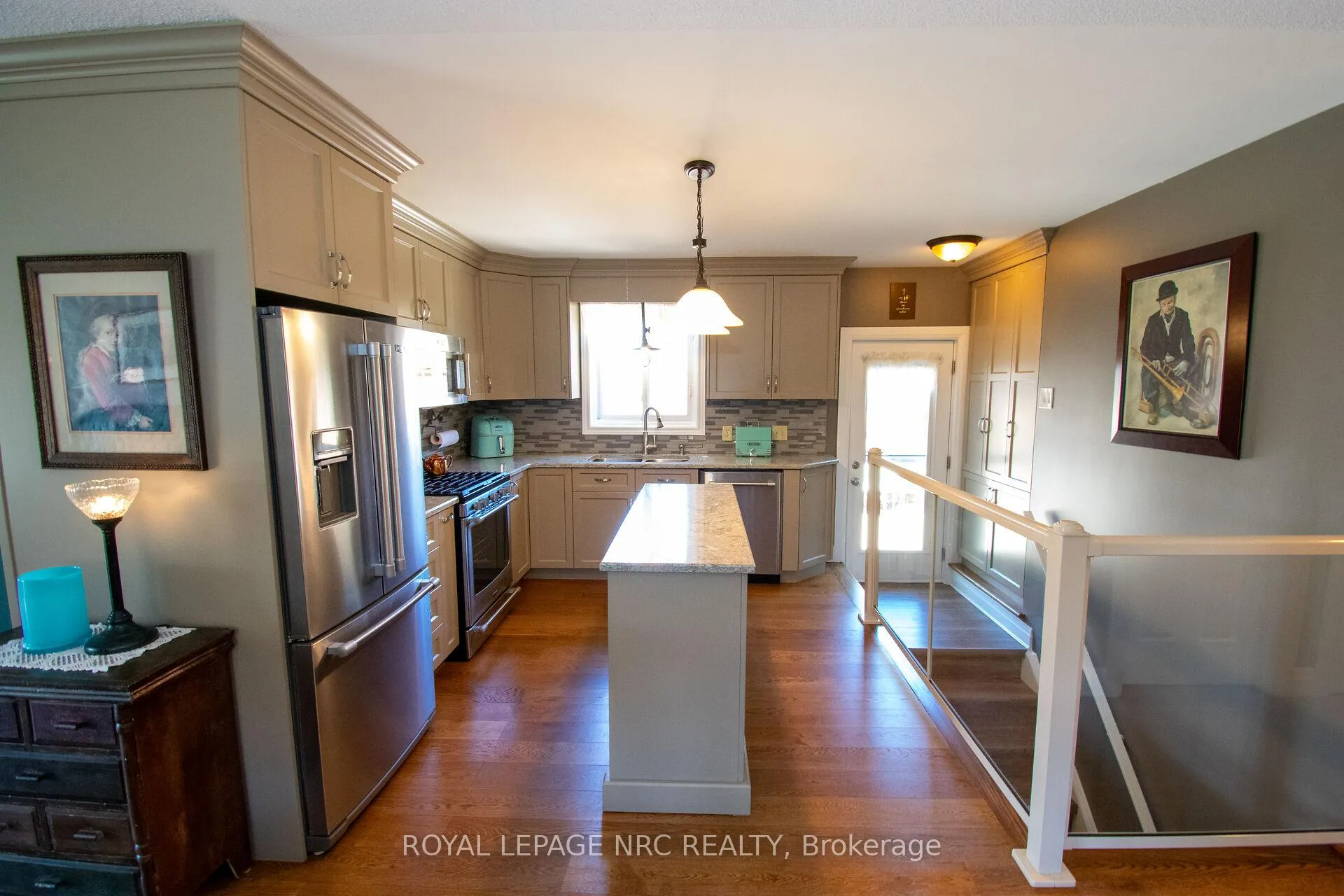 Photo 7 of 7296 Alex Avenue, Niagara Falls, Oldfield — HOMEH