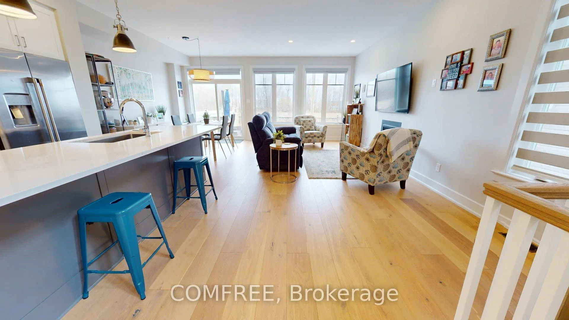 Photo 5 of 663 Putney Crescent, Ottawa, Stittsville (Central) — HOMEH