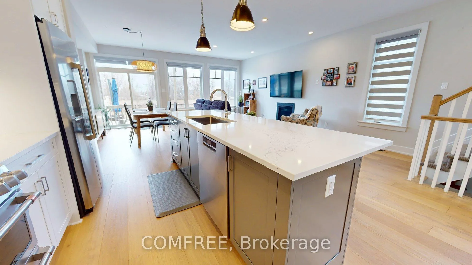 Photo 10 of 663 Putney Crescent, Ottawa, Stittsville (Central) — HOMEH