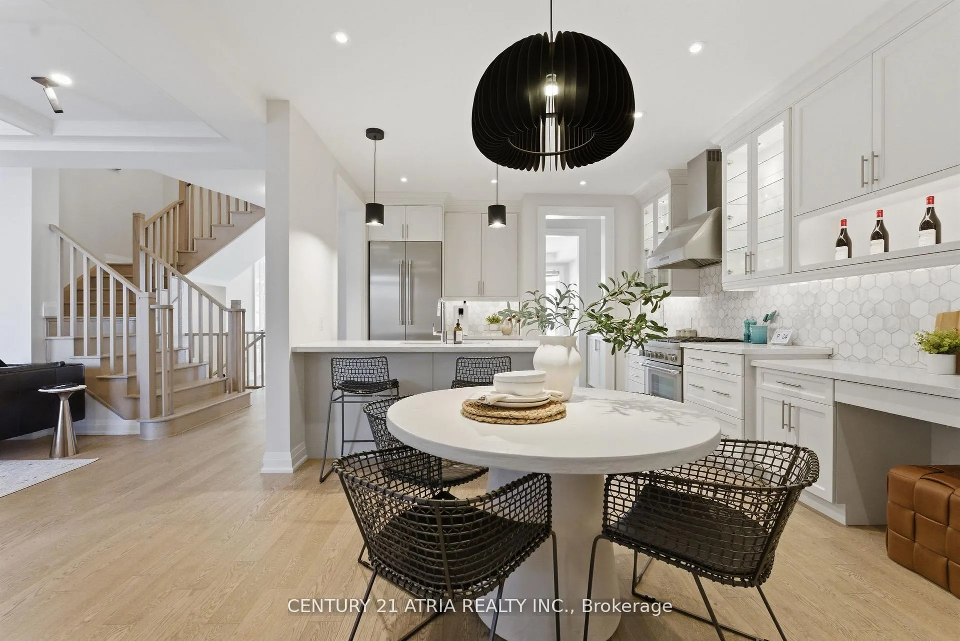 Photo 4 of 5160 16th Avenue, Markham, Berczy — HOMEH