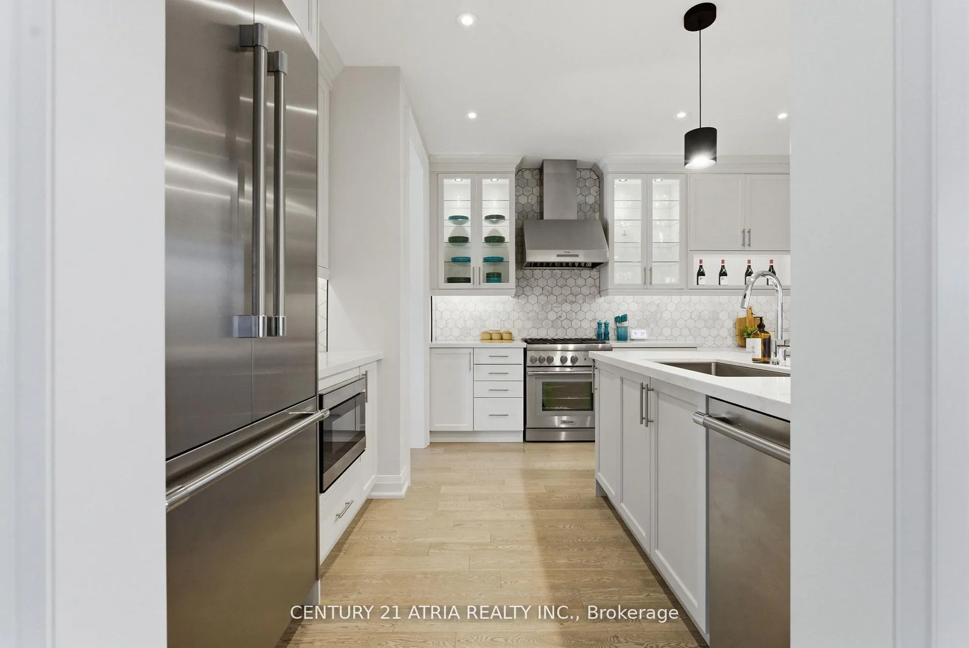 Photo 8 of 5160 16th Avenue, Markham, Berczy — HOMEH