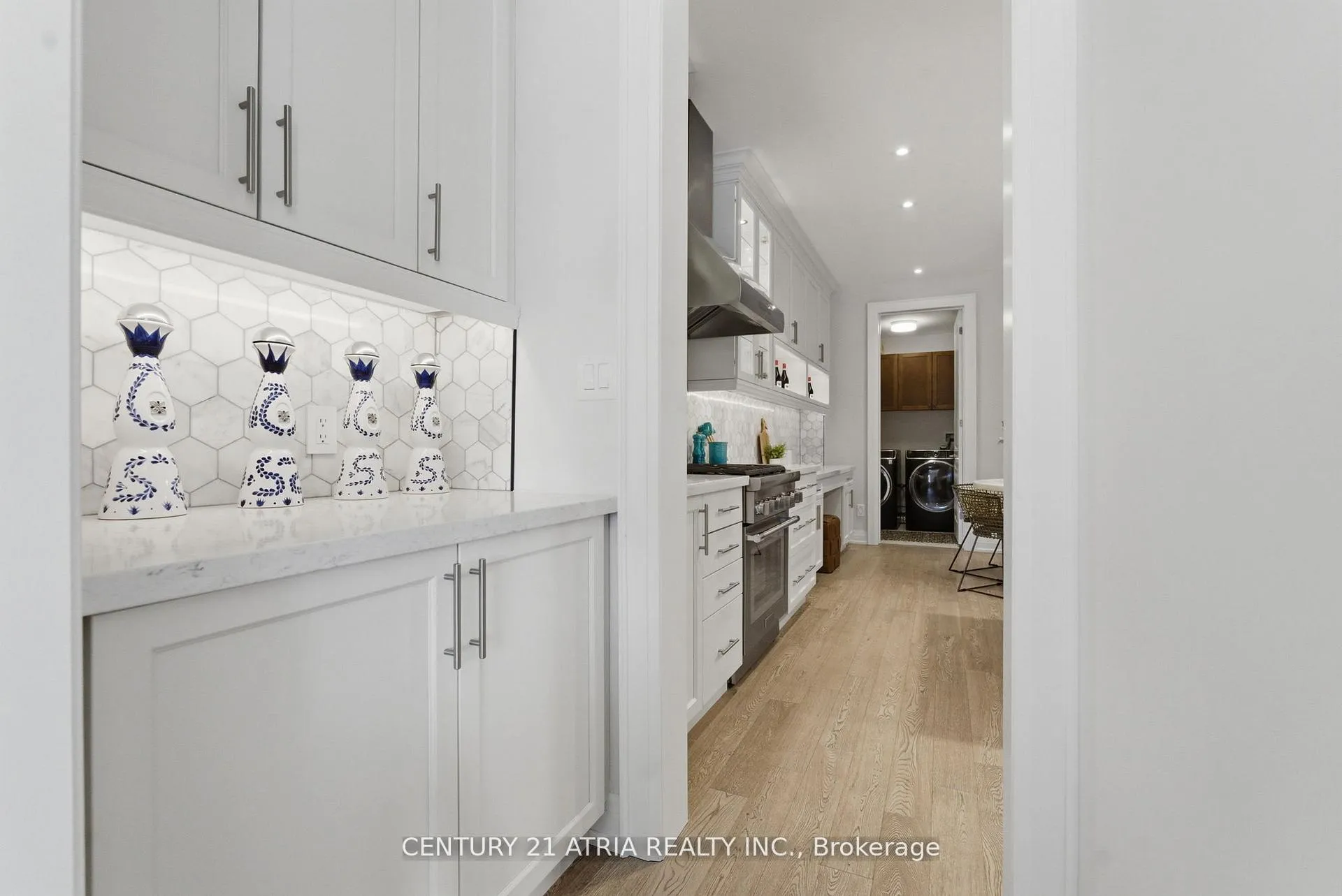 Photo 10 of 5160 16th Avenue, Markham, Berczy — HOMEH