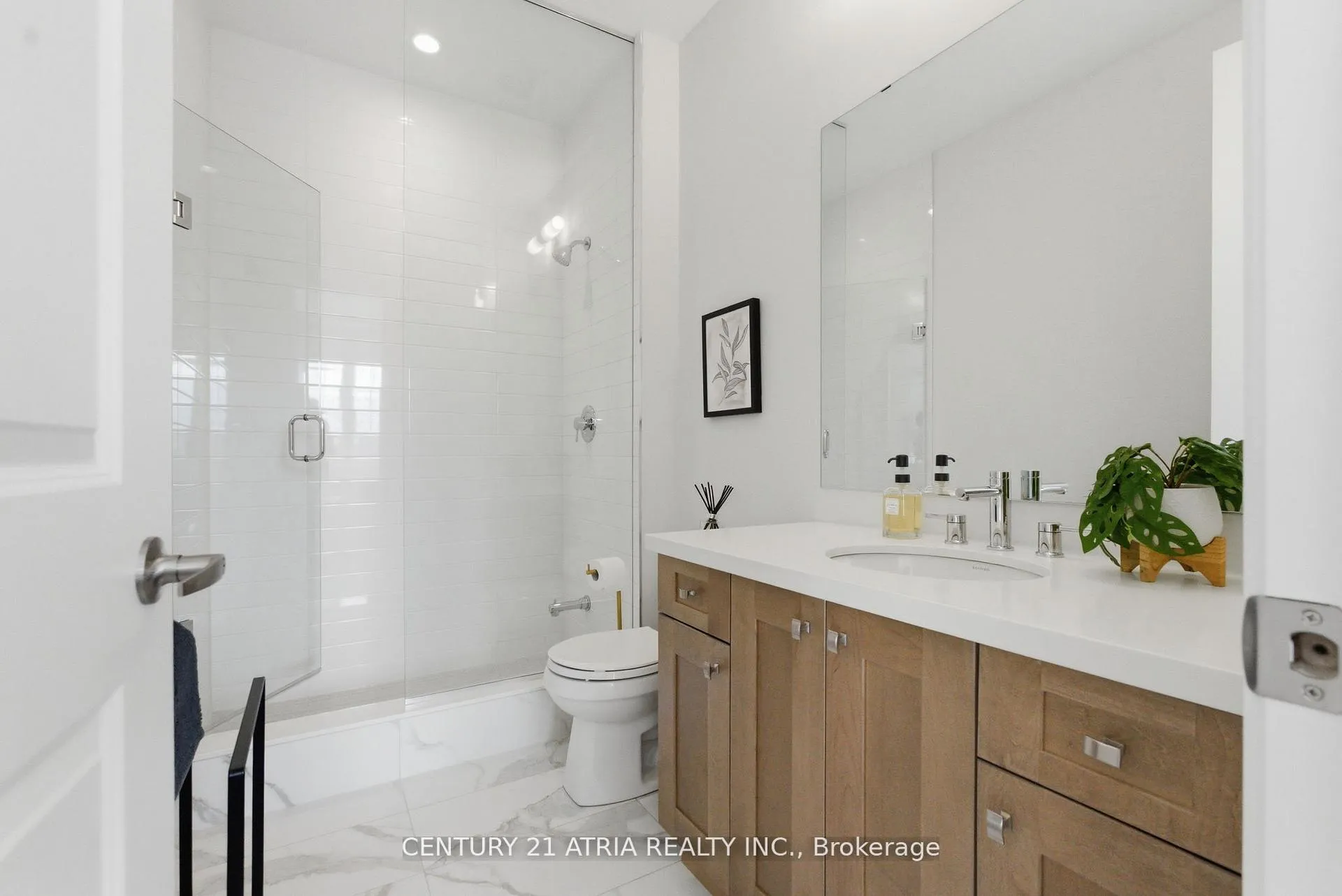 Photo 24 of 5160 16th Avenue, Markham, Berczy — HOMEH
