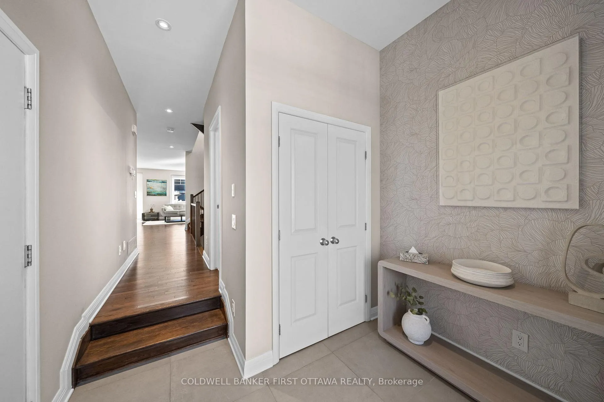 Photo 5 of 461 Kilspindie Ridge, Ottawa, Barrhaven - Stonebridge — HOMEH
