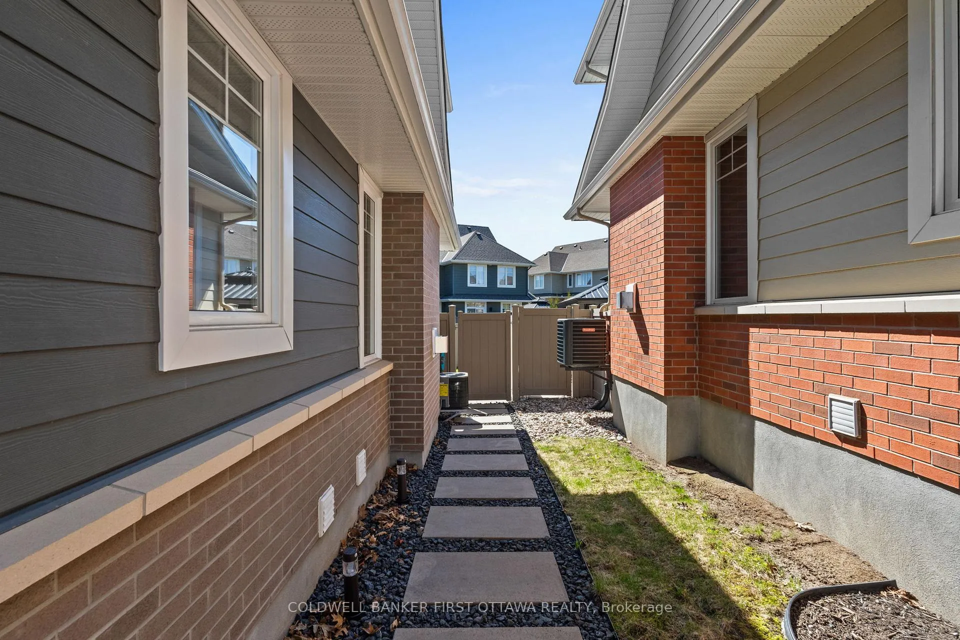Photo 32 of 461 Kilspindie Ridge, Ottawa, Barrhaven - Stonebridge — HOMEH