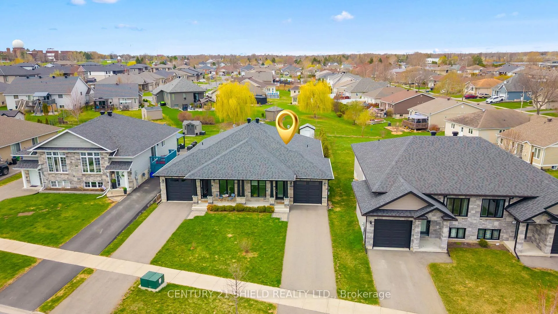 Photo 2 of 292 East Ridge Drive, Cornwall — HOMEH
