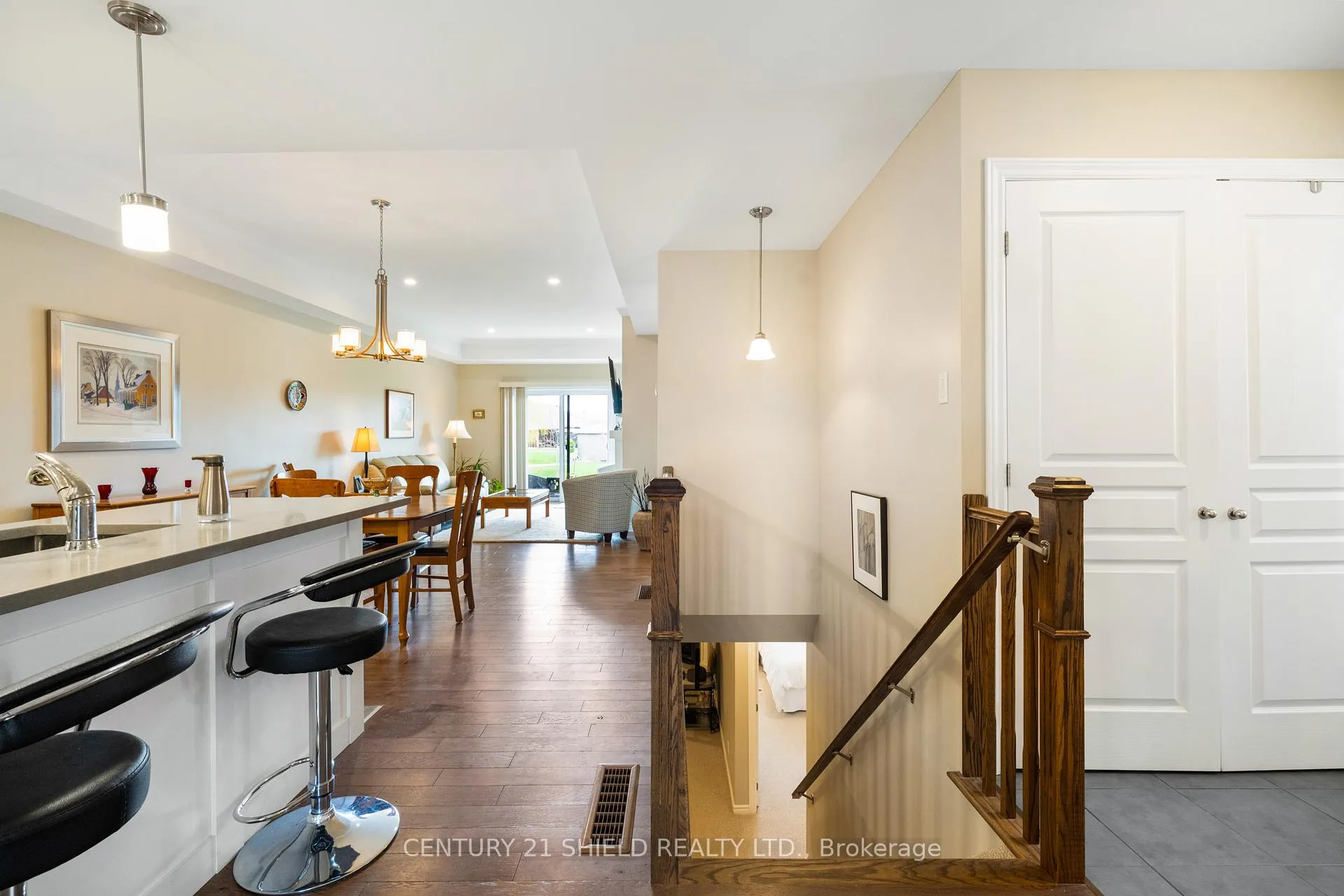 Photo 11 of 292 East Ridge Drive, Cornwall — HOMEH