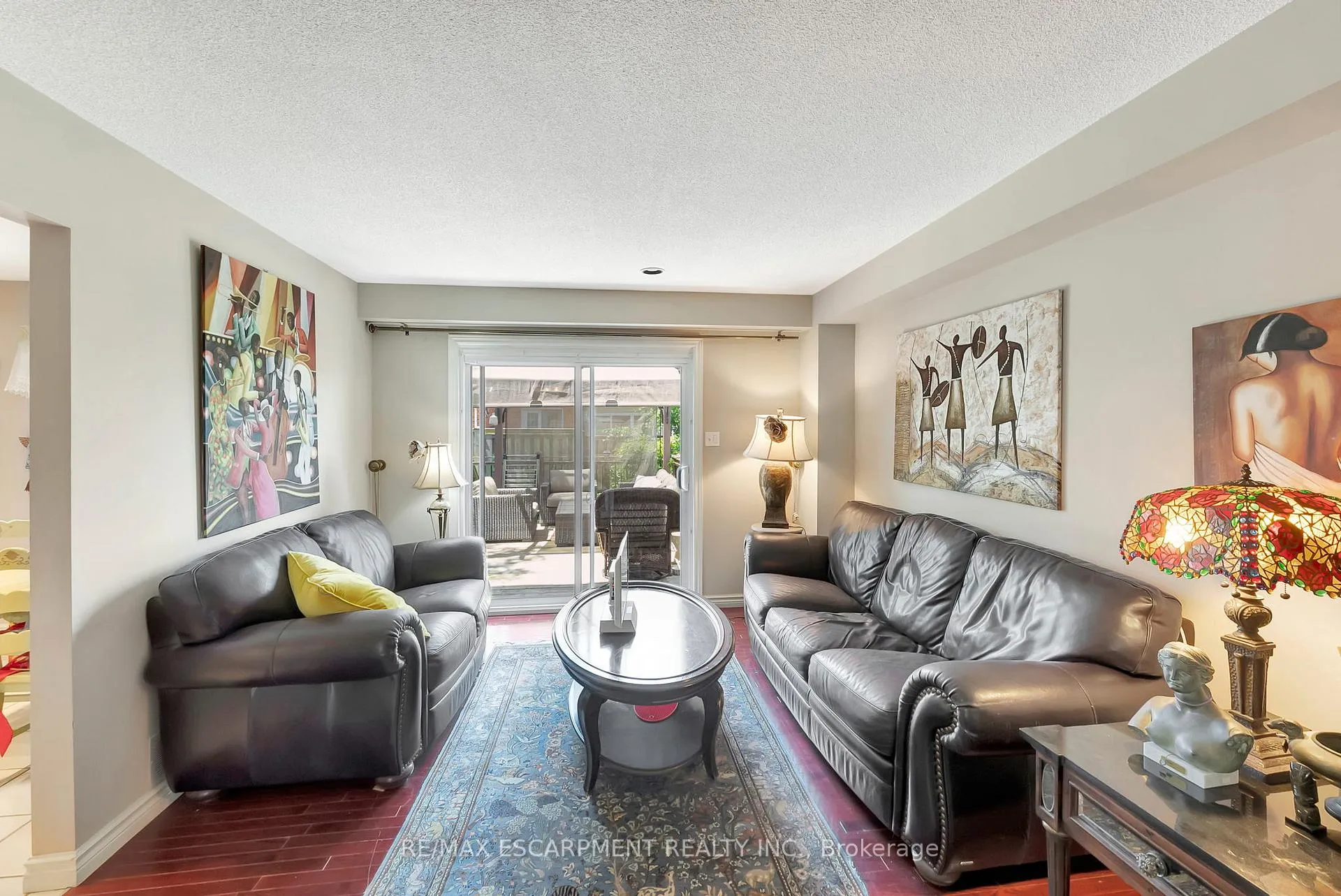 Photo 6 of Unit 14, 20 Meadowlands Boulevard, Hamilton, Meadowlands — HOMEH