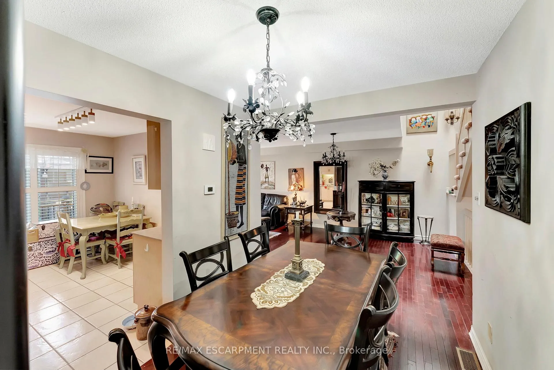 Photo 10 of Unit 14, 20 Meadowlands Boulevard, Hamilton, Meadowlands — HOMEH