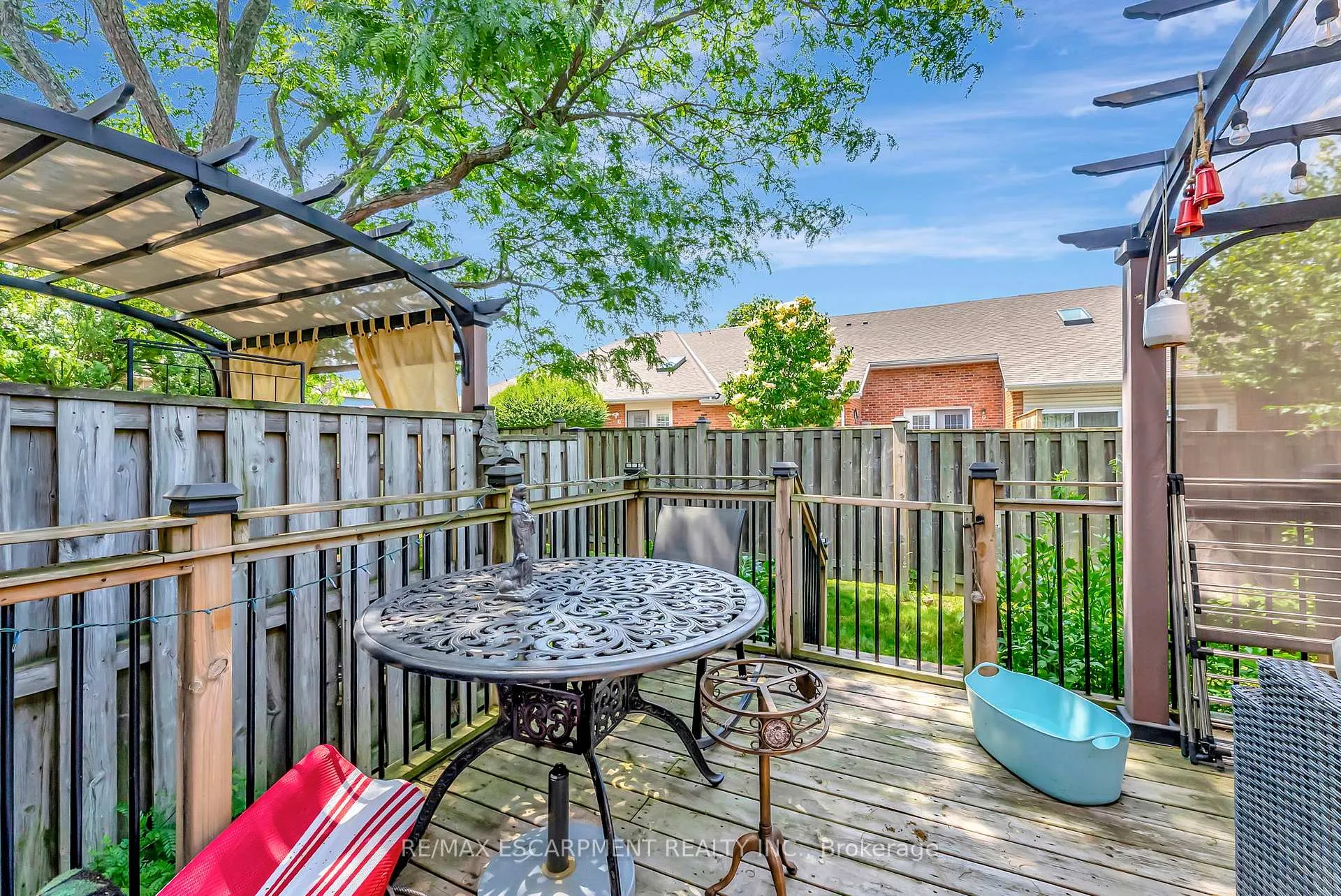 Photo 30 of Unit 14, 20 Meadowlands Boulevard, Hamilton, Meadowlands — HOMEH