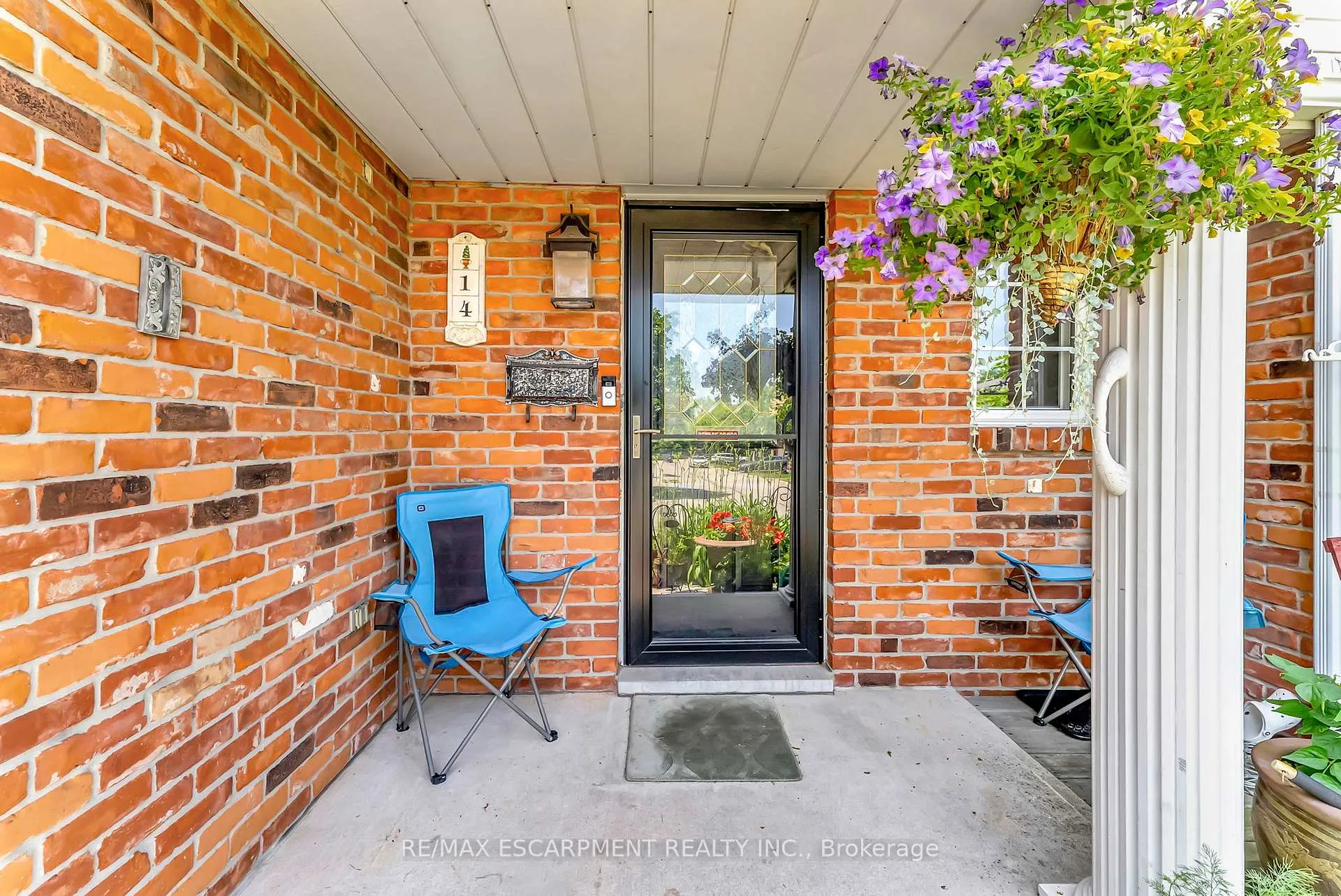 Photo 33 of Unit 14, 20 Meadowlands Boulevard, Hamilton, Meadowlands — HOMEH