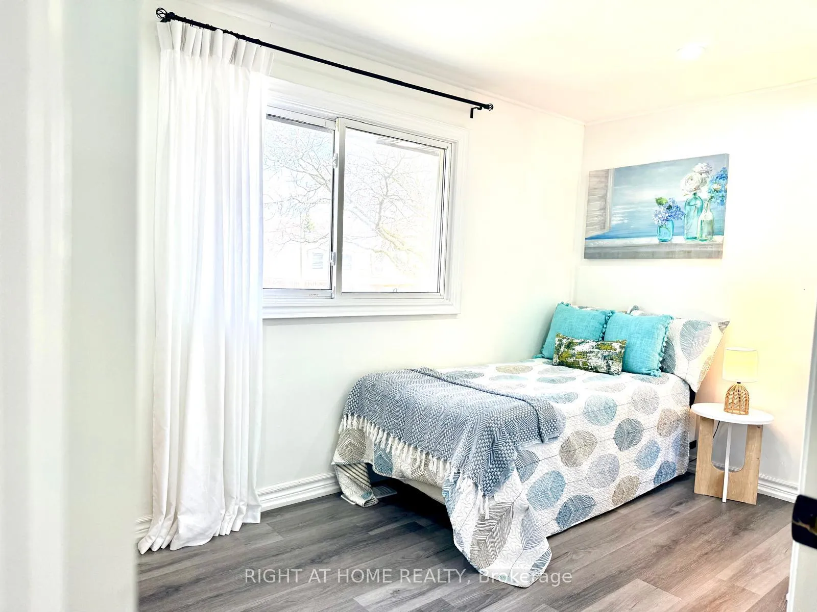 Photo 5 of 77 Elford Crescent, Hamilton, Vincent — HOMEH