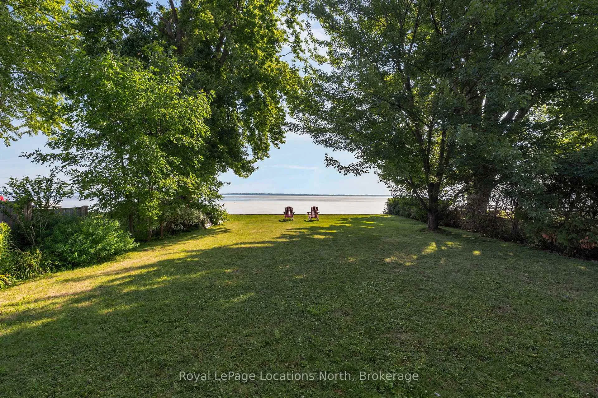 Photo 5 of 297 Beach Road, Innisfil, Gilford — HOMEH