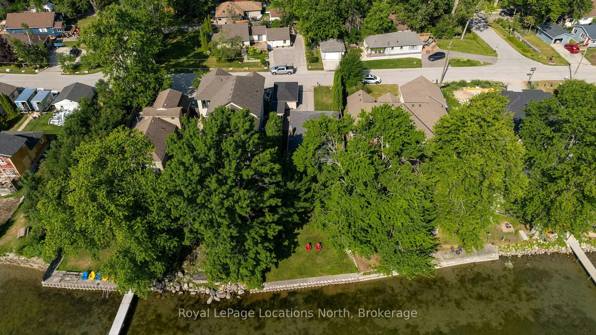 Photo 12 of 297 Beach Road, Innisfil, Gilford — HOMEH