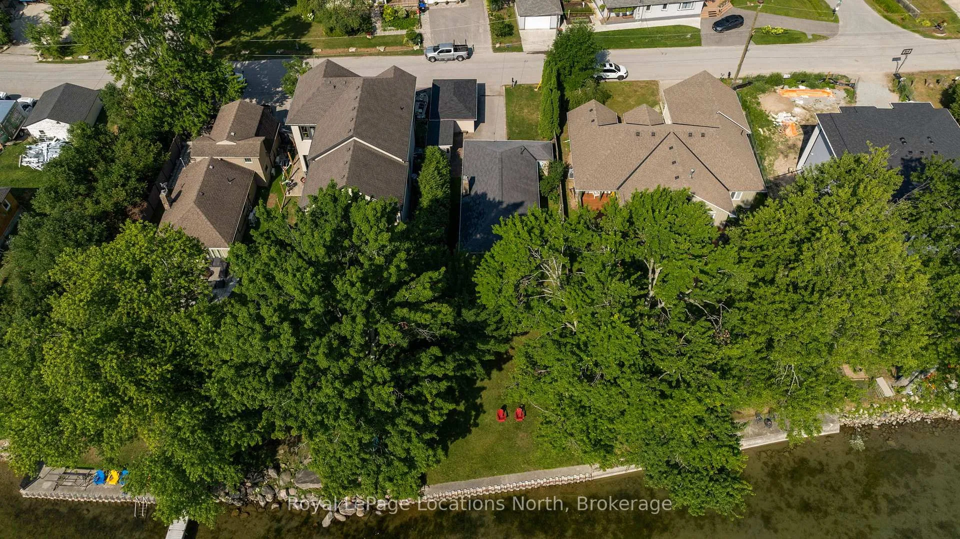 Photo 18 of 297 Beach Road, Innisfil, Gilford — HOMEH