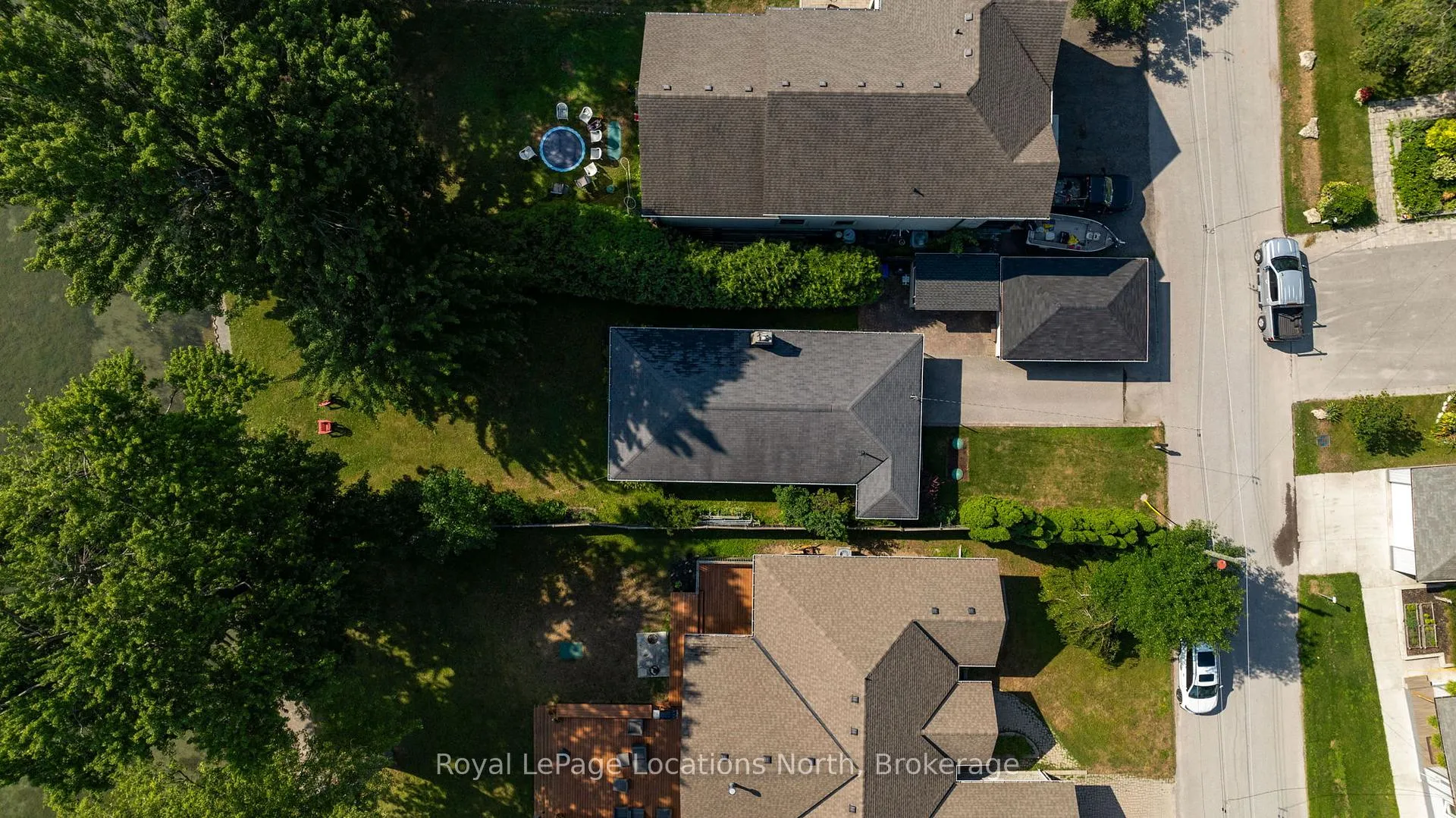 Photo 21 of 297 Beach Road, Innisfil, Gilford — HOMEH