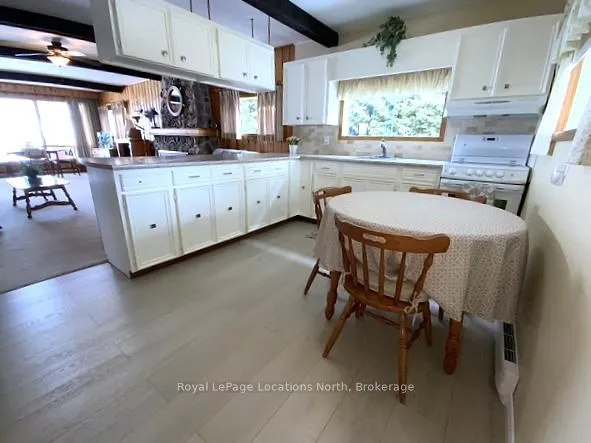 Photo 37 of 297 Beach Road, Innisfil, Gilford — HOMEH
