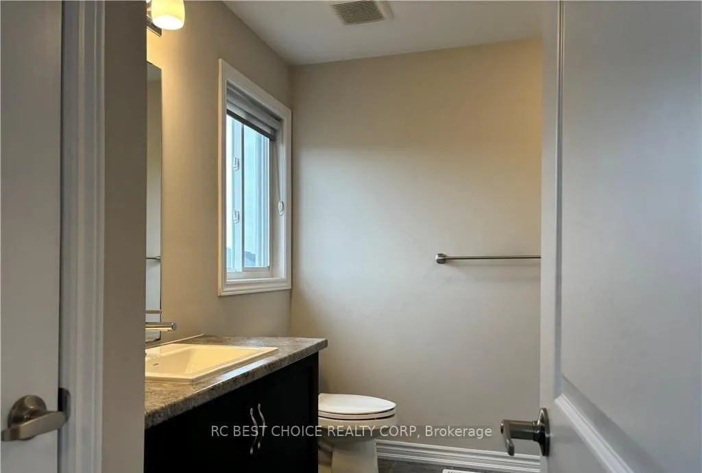 Photo 12 of 8088 Citation Road, Niagara Falls, Ascot — HOMEH
