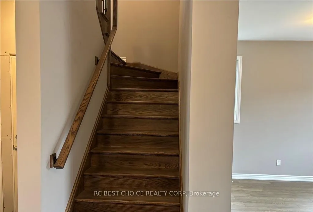 Photo 13 of 8088 Citation Road, Niagara Falls, Ascot — HOMEH
