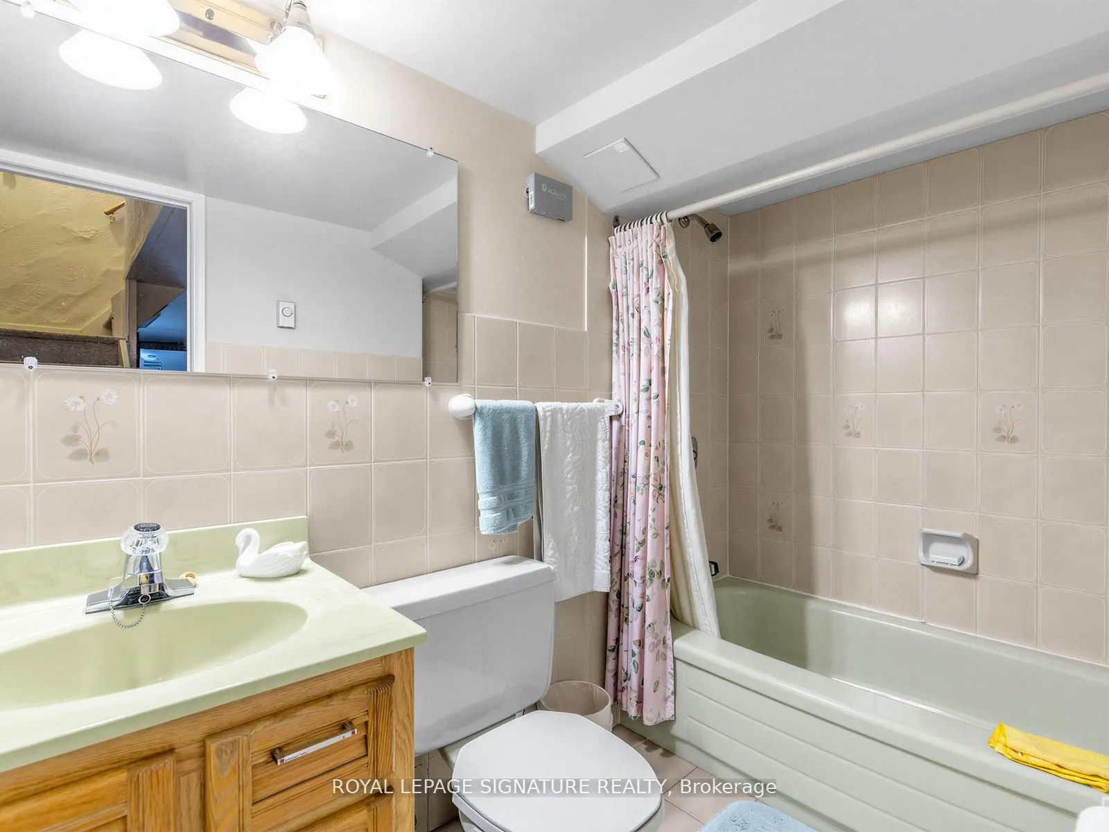 Photo 29 of 136 Cranbrooke Avenue, Toronto, Lawrence Park North — HOMEH