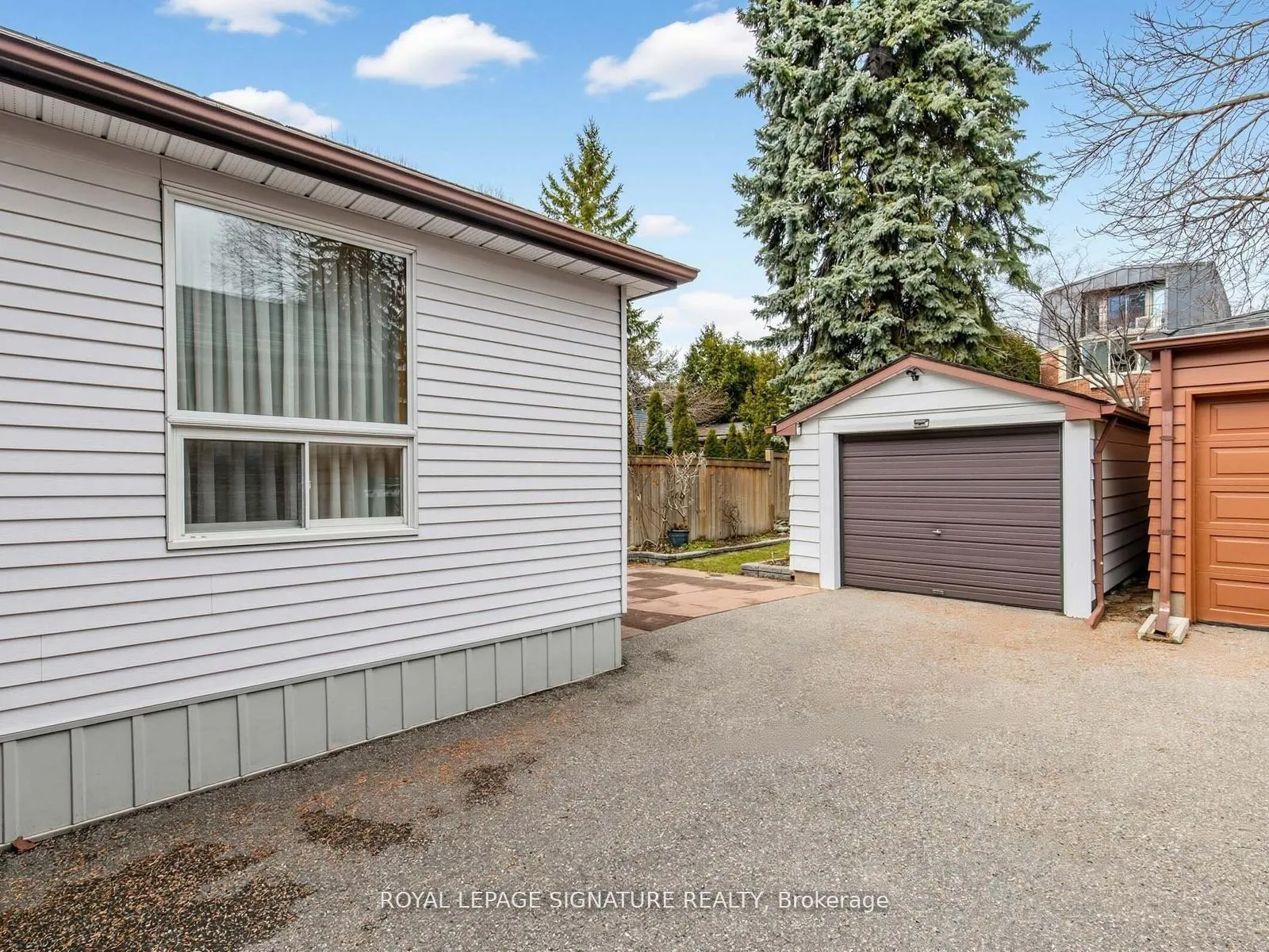 Photo 31 of 136 Cranbrooke Avenue, Toronto, Lawrence Park North — HOMEH