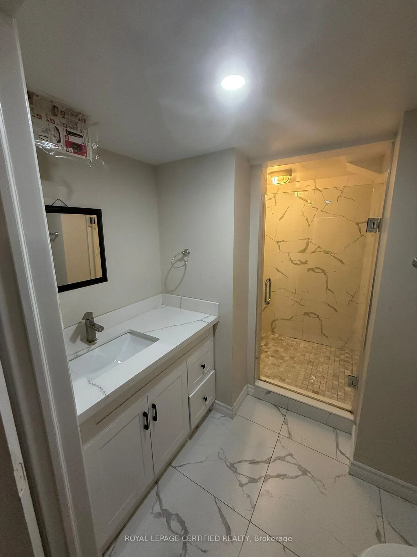 Photo 6 of 14 Tanvalley Drive, Brampton, Fletcher's Meadow — HOMEH